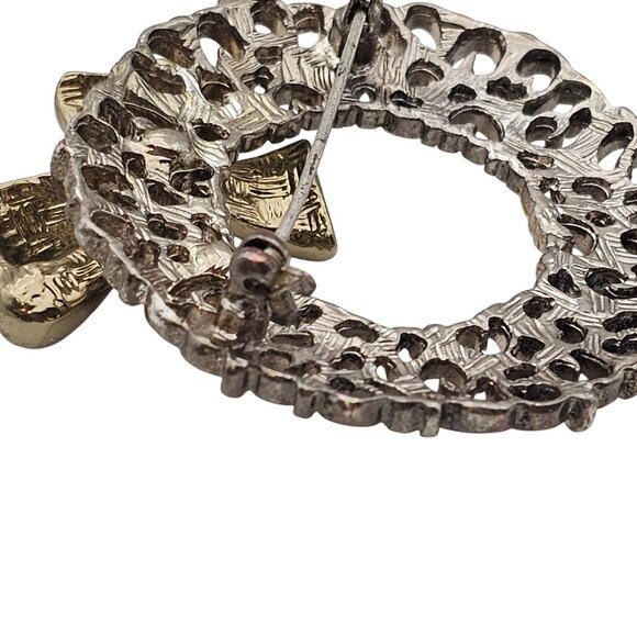 Vtg Wreath Brooch Pin Filigree Red Enamel Bow Pin Christmas Holiday Jewelry - Picture 8 of 11